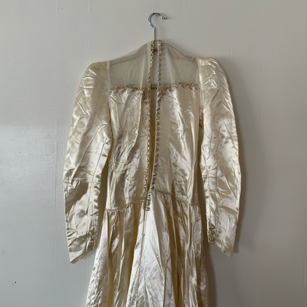 Vintage wedding dress - Picture 3 of 7